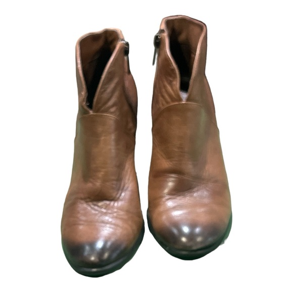 Vince Camuto Women’s Franell Cognac Leather Ankle Boots Size 6.5. - Picture 3 of 6